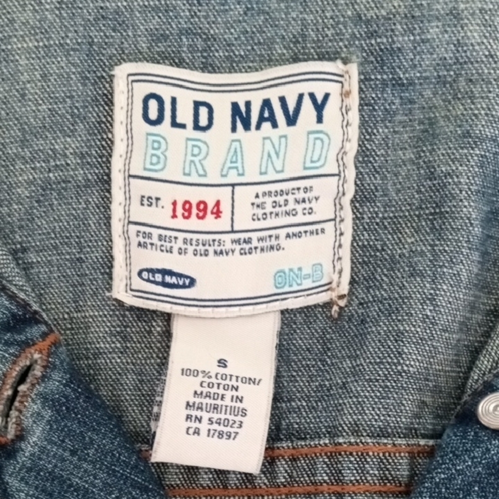 Old Navy Classic Cropped Blue Jean Jacket - Picture 2 of 7